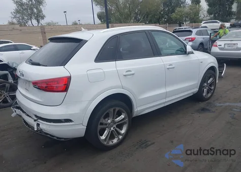 2018 Audi Q3 2.0T Premium/2.0T Sport Premium z USA, uszkodzony, nr VIN WA1BCCFS5JR005499